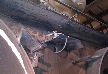 West Plains resaw with inside top nozzle installed.. West Plains resaw with nozzle